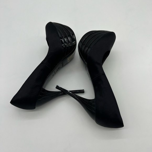 Bebe Riley Black Satin Heels Size 7 - Picture 4 of 13